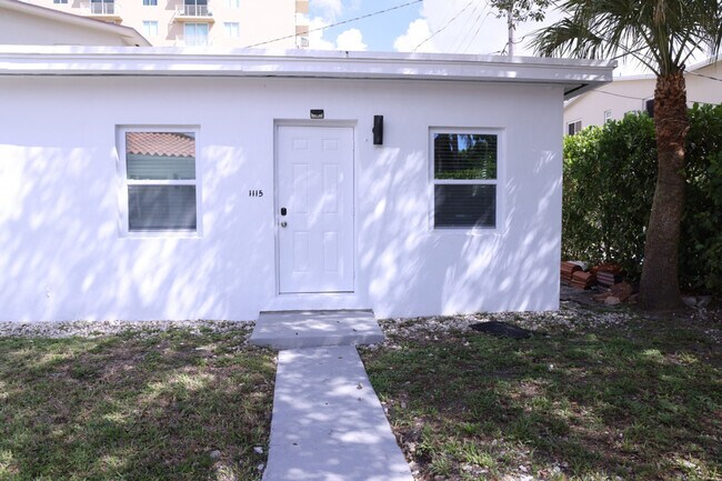 1109 Douglas Rd unit ID1056523P, Miami, FL 33135 - photo 2