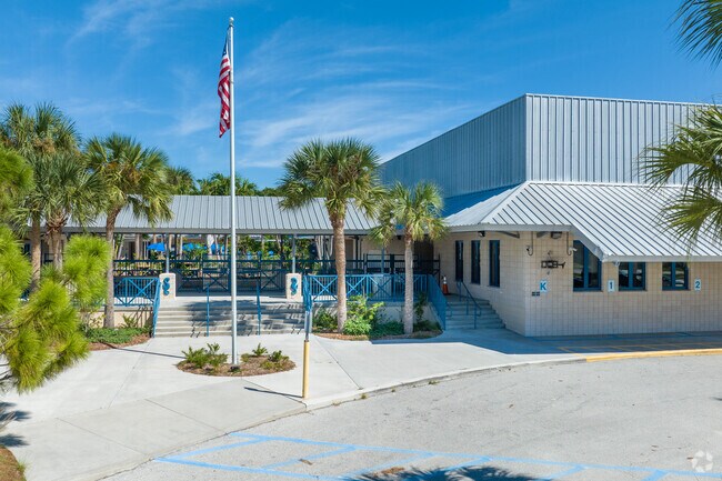 Sanibel Elementary School in Sanibel gets some of the highest rankings in the county.