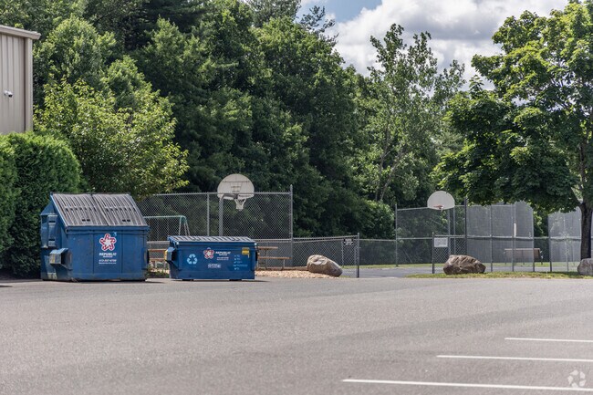 White Oak School is located in Westfield, MA.