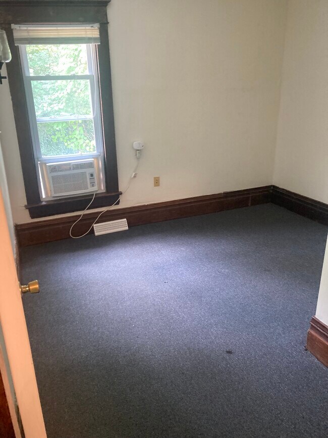 145 Dorsey Ave unit 2, Morgantown, WV 26501 - photo 7