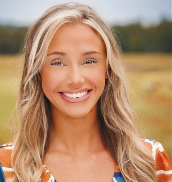 Madeline Lee