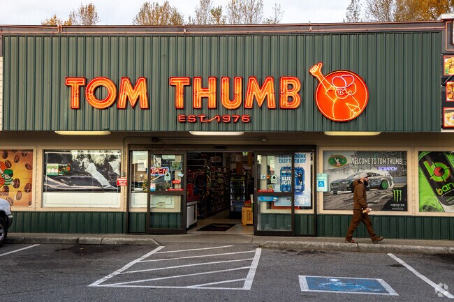 Tom Thumb Grocery offers daily essentials and quick bites to eat.