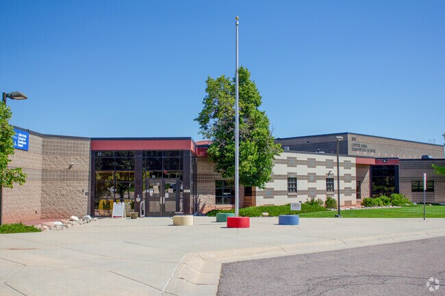 Copper Mesa Elementary School front entrance in Highlands Ranch-Lone Tre.