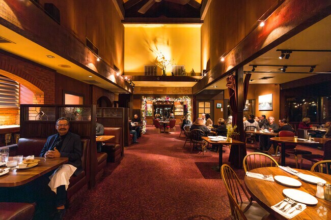 The Vineyard Restaurant & Bar is a highly rated Italian restaurant in Madera, CA.