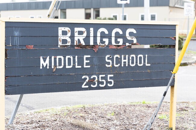 Briggs Middle School gets a 3 out 10 on Great Schools.