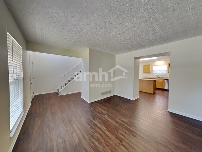 857 Cedar Run Dr, Blacklick, OH 43004 - photo 6