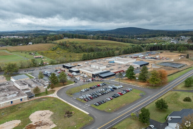 Kids prepare for a bright future at Southern Middle School.