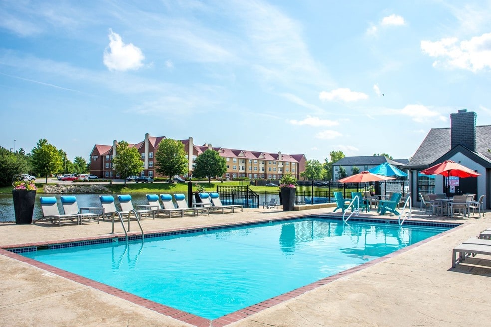 Jefferson on the Lake, Olathe, KS 66062 - photo 1