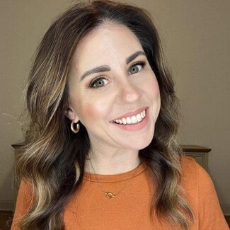 Ashley Lombas