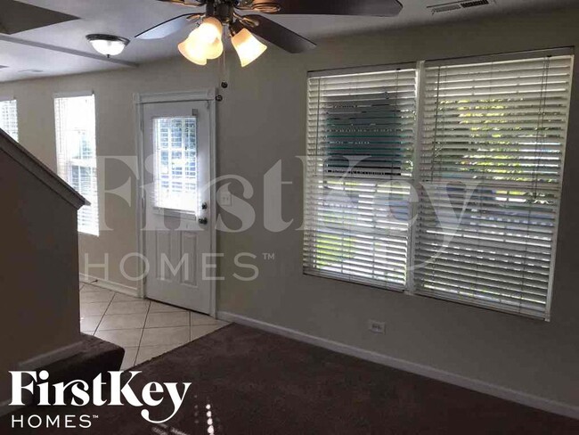 1151 Serendipity Dr, Aurora, IL 60504 - photo 3