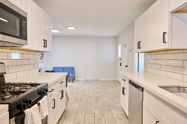 1630 E 12th St, Tempe, AZ 85281 - photo 7