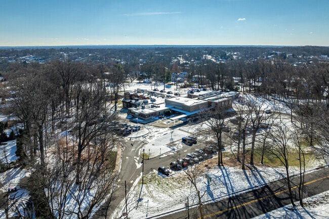 Mountainside's Beechwood School has a student-teacher ratio of 12 to 1.