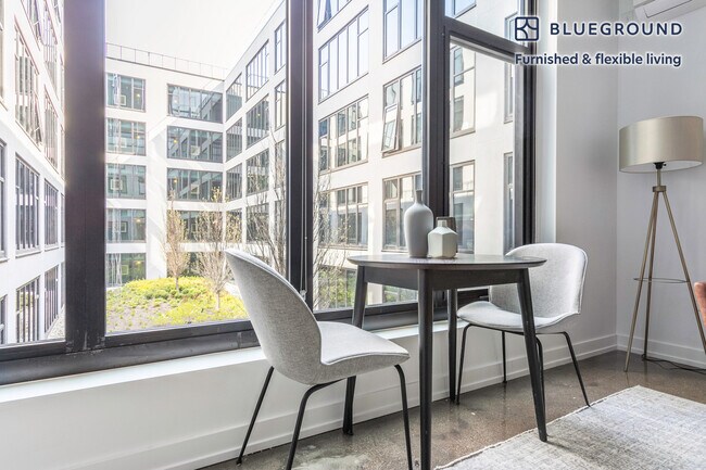 5050 N Broadway unit FL3-ID380, Chicago, IL 60640 - photo 5