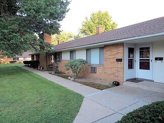 5890 Woolman Ct, Parma, OH 44130