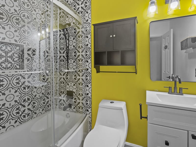 2007 Robert Bowie Dr, Upper Marlboro, MD 20774 - photo 1