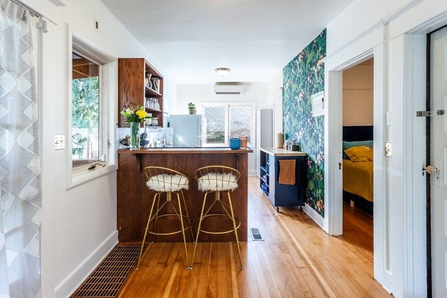 1322 NE Skidmore St, Portland, OR 97211 - photo 2