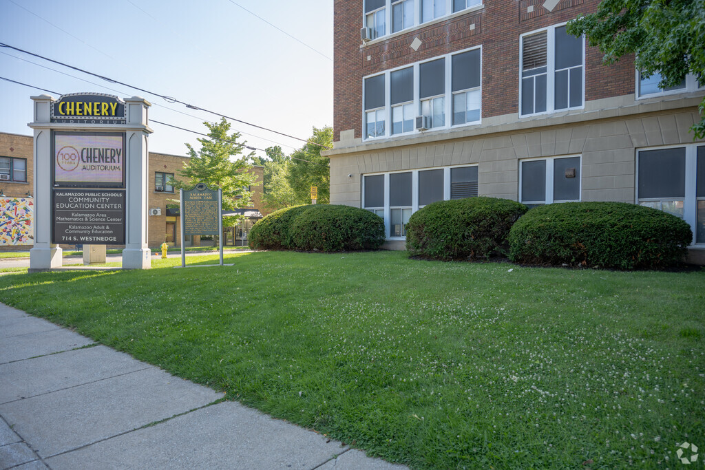 The Kalamazoo Innovative Learning Program is an alternative high school program of KPS.