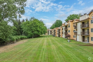 2802 N Narrows Dr, Tacoma, WA 98407