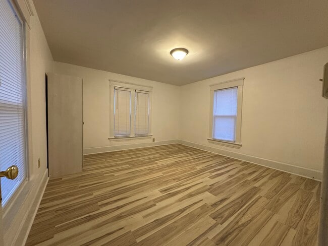 35 Walker St, Athens, OH 45701 - photo 3