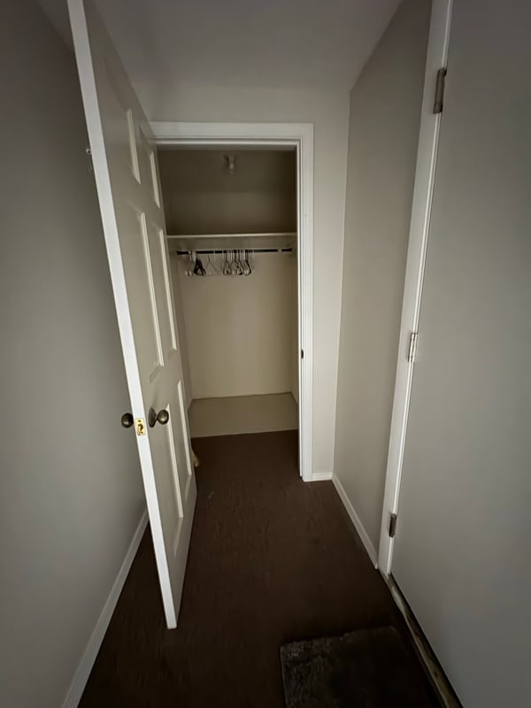 834 Paris Ave NE unit 2, Grand Rapids, MI 49503 - photo 2