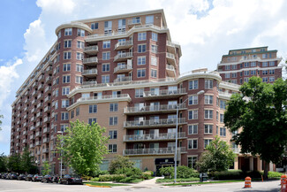 333 W Mifflin St Unit 5050, Madison, WI 53703