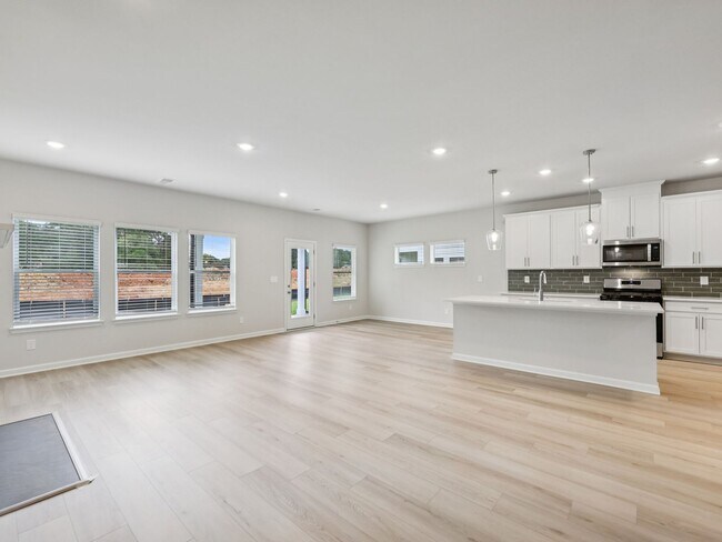 4427 Brick Tunnel St, Powder Springs, GA 30127 - photo 7