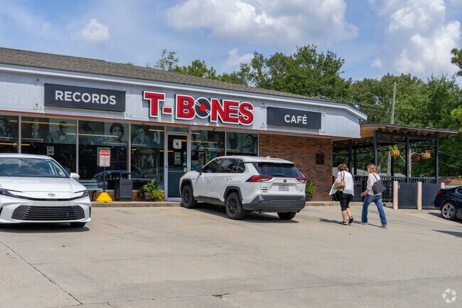 T-Bones in Jamestown-Lincoln is a charming café and record shop that boasts a vibrant atmosphere