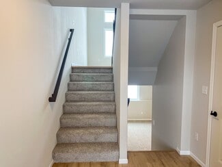 6722 Meadow View Dr S, Fargo, ND 58104