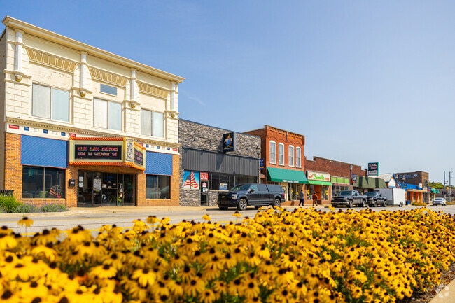 Downtown Clio is only a short stop away for residents looking for some entertainment or shopping.