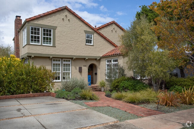 Residents of Kensington have a wide range of home styles, including Spanish Revival homes.