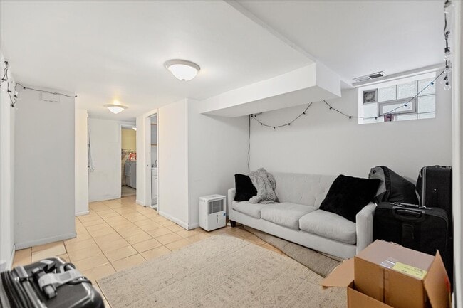 1117 Foster St, Evanston, IL 60201 - photo 7