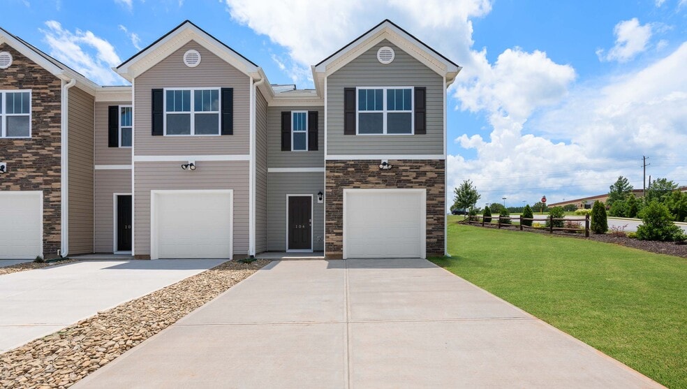 5 Pleasant Woods Trail, Greenville, SC 29605 - photo 1