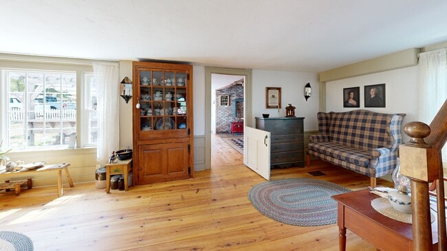 392 High St, Candia, NH 03034 - photo 2