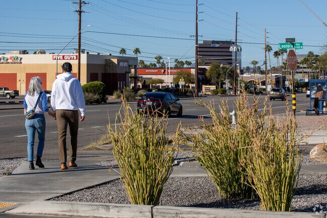 Broadway Boulevard has shopping and dining, along with paved sidewalks for easy access.