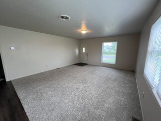 204 Meadow Dr Unit 204-1, Botkins, OH 45306