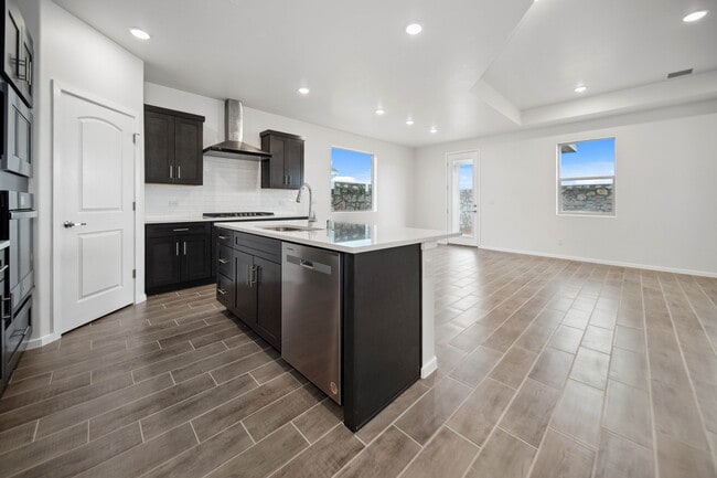 144 Pinos Altos Trail, Santa Teresa, NM 88008 - photo 4