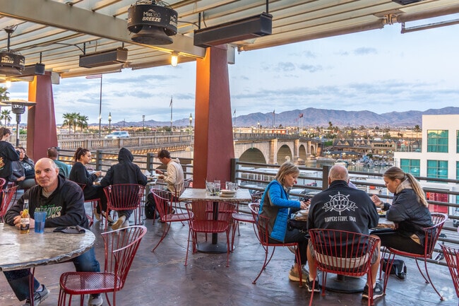Enjoy a variety of dining options with scenic views in Lake Havasu, a treat for Parker residents.