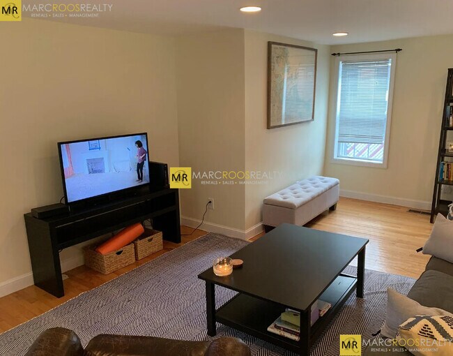 318 Bunker Hill St unit 3, Boston, MA 02129 - photo 6