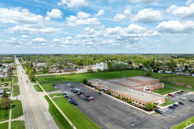 Michigan Collegiate Middle High School serves kids in grades PK, K-12.