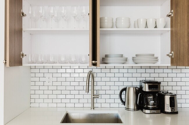 68 Gold St unit FL5-ID2189, Brooklyn, NY 11201 - photo 7