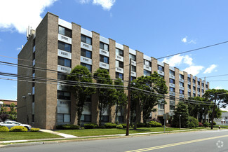 373-375 E Main St, Somerville, NJ 08876