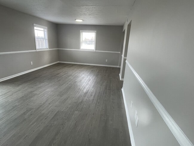 The Hub at Nora, Indianapolis, IN 46240 - photo 3