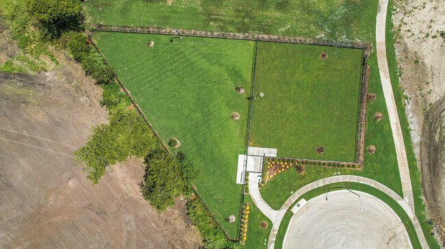 Prairie View Amenity Dog Park 2of4