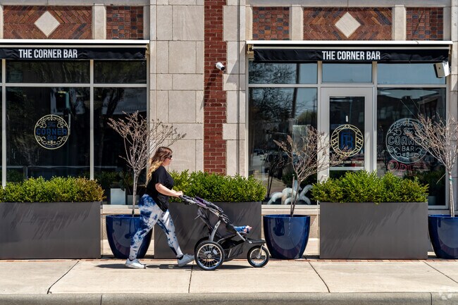 Goshen Avenue is located just minutes from shops & restaurants in downtown Elkhart.