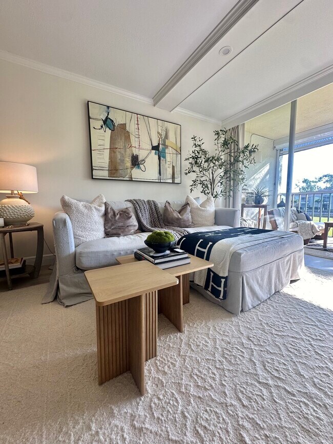 1083 Forest Lakes Dr unit Dan Wood, Naples, FL 34105 - photo 4