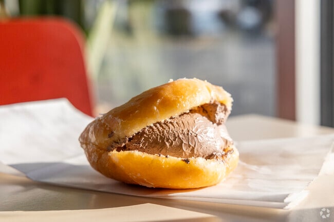 Centreville's American take on a classic Maritozza pastry.