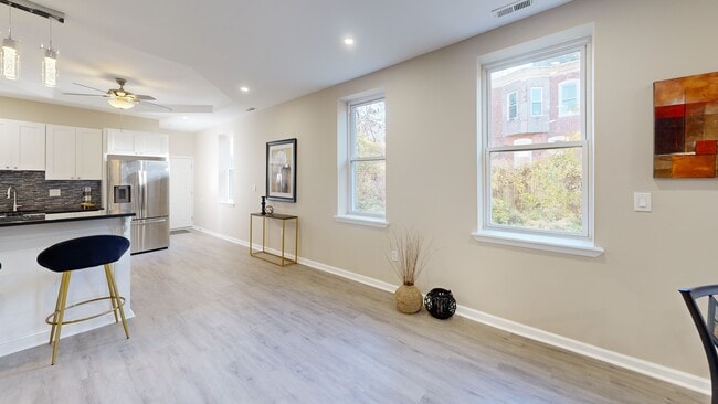 5335 Wakefield St, Philadelphia, PA 19144 - photo 3