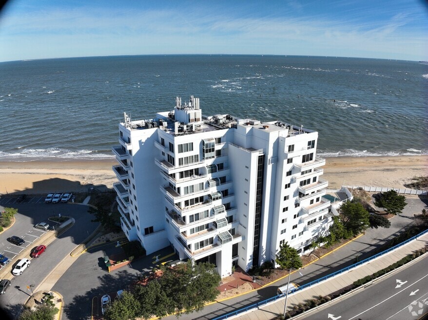 3556 Shore Dr unit 704, Virginia Beach, VA 23455 - photo 2