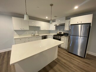 71 Legacy Blvd Unit 206, Dedham, MA 02026