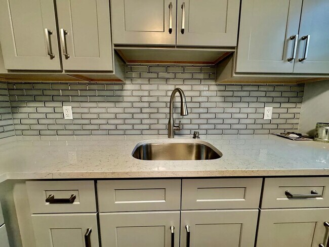 29 Lee Ct, New Rochelle, NY 10805 - photo 4